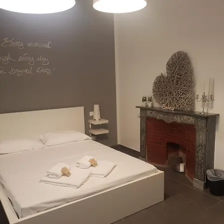 Via Dei Mille Penzion