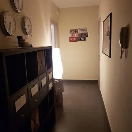 Via Dei Mille 3* La Spezia